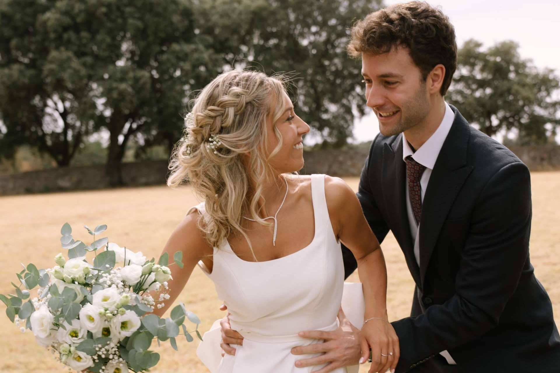 Diseño nupcial a medida; el vestido de Mónica