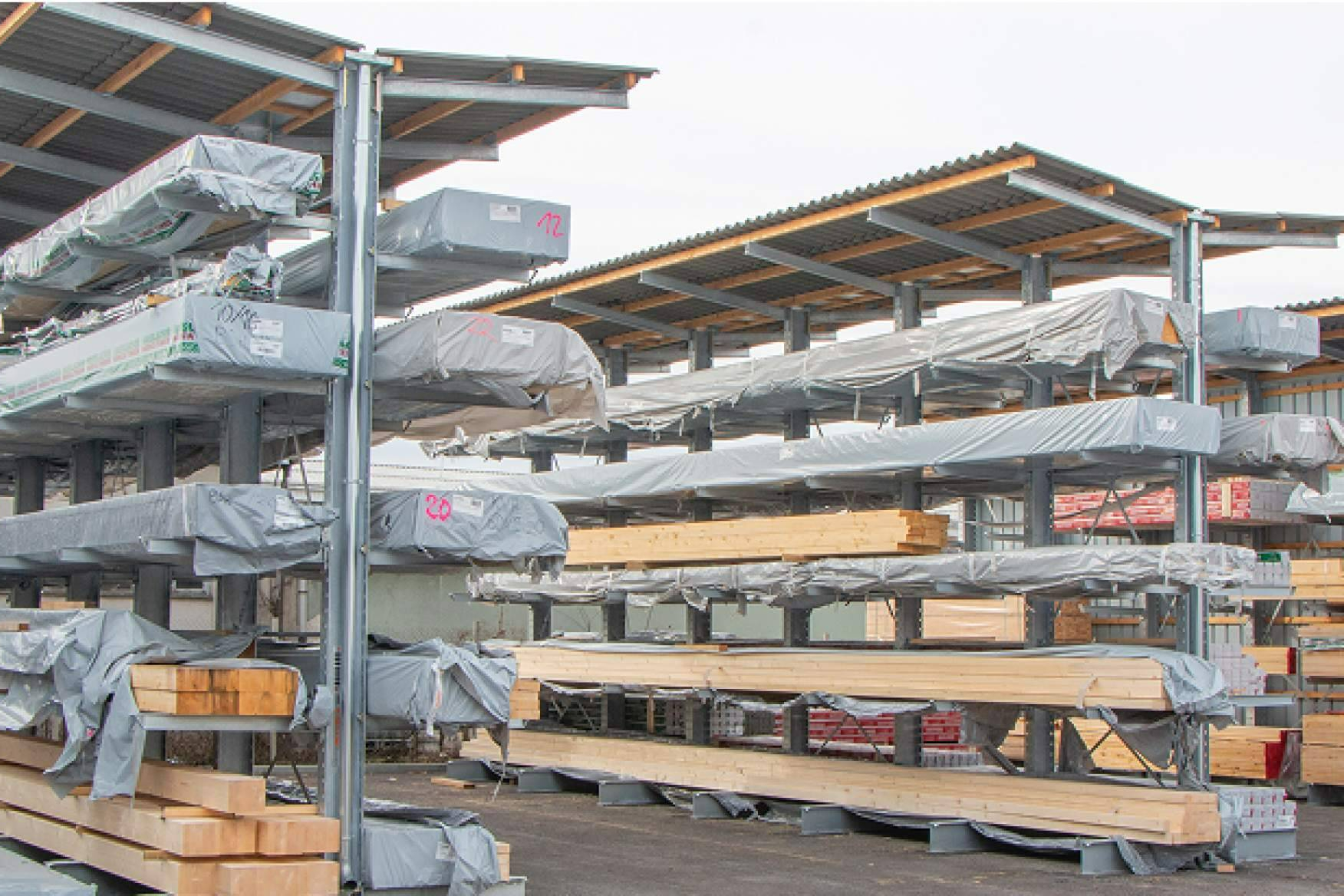 Las estanterías cantilever; un sistema clave para el almacenamiento industrial en España