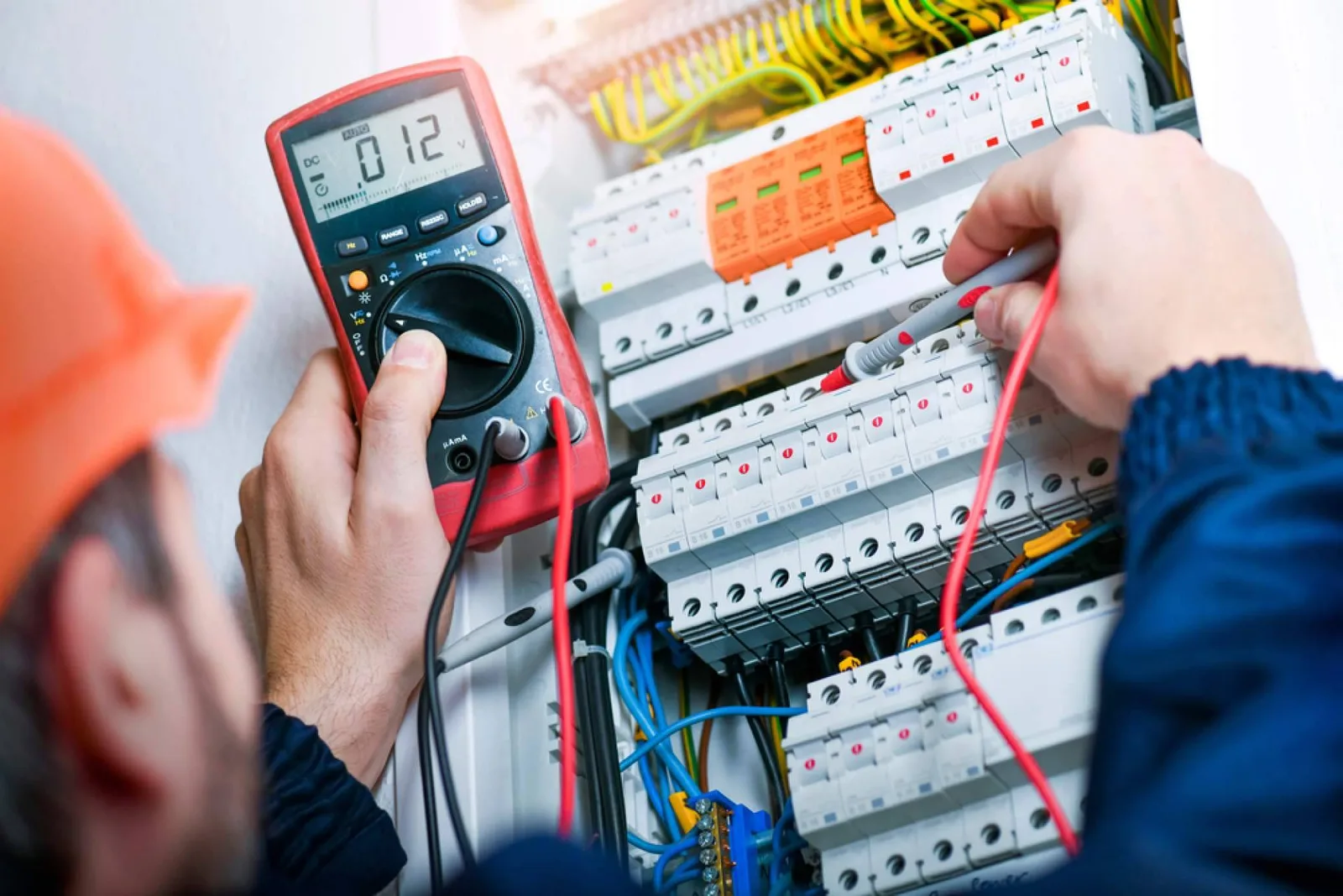 Soluciones González amplía su presencia en trabajos de electricistas 24 horas para viviendas y negocios